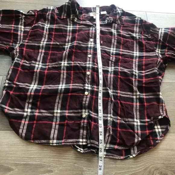 Womens Levi’s Relaxed Fit Plaid Long Sleeve Button Down Shirt Size XL - Picture 6 of 9